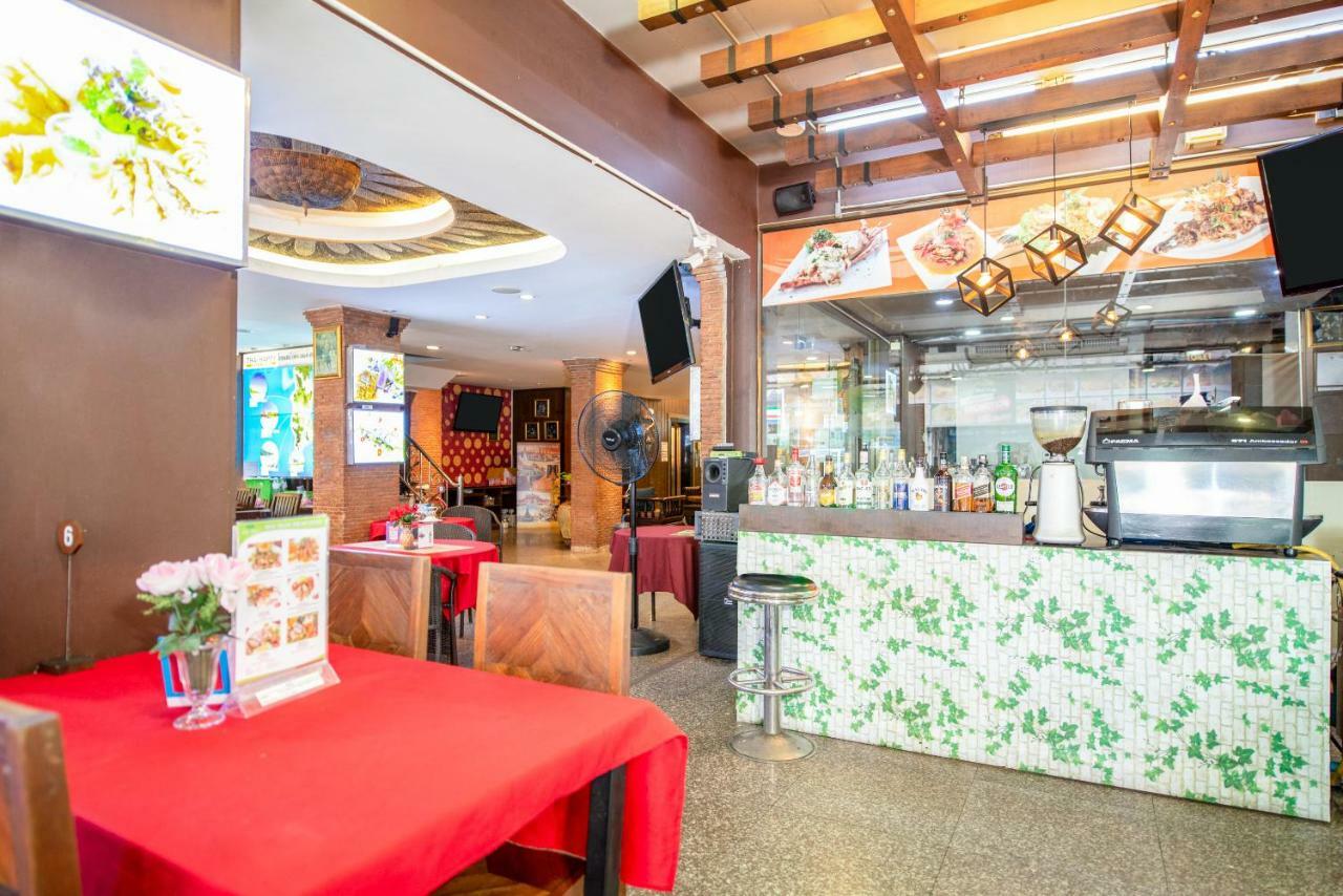 Tanawan Phuket Hotel Exterior photo